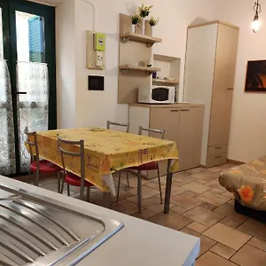  Appartement Bilocale Nella Vecchia Citta' Di